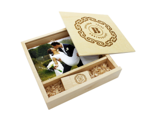 1 Pcs Free Customer LOGO Wooden USB Flash Drive: A Comprehensive Guide