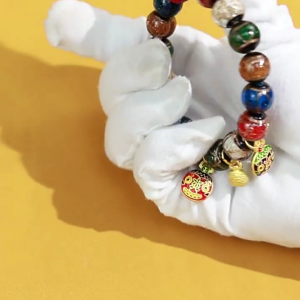 Vòng tay thủy tinh màu xám thời trang với hạt nhiều màu cổ điển phong cách Trung Quốc Vàng nuốt con thú Vòng đeo tay trang sức