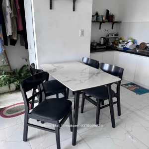 Bàn ăn 4 ghế mango gỗ tự nhiên ghế lót niệm da chắc chắn