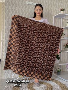 kamen katun batik ( tanpa selendang ) Bahan katun yg halus dan panjang lembaran 2 meter