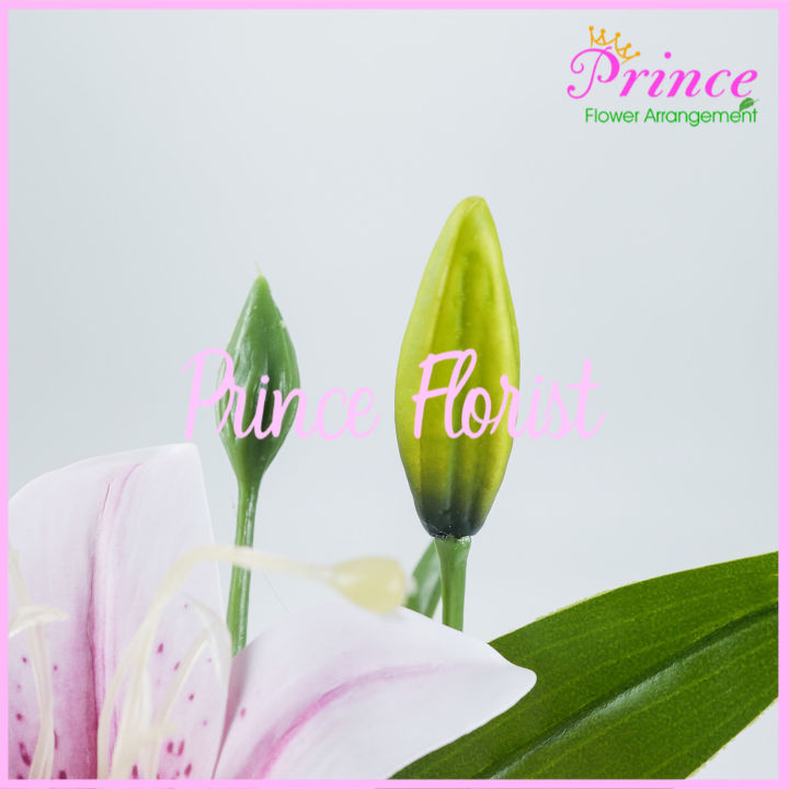 Bunga%20Lily%20Latex%20Cabang%203%20Bunga%20lili%20Palsu%20Bahan%20Lateks%20Artificial%20Real%20Touch%20Silk%20Flower%20Tiger%20Lilies%20Hiasan%20Hotel%20Bucket%20Rumah%20Cafe%20dan%20Dekorasi%20Pelaminan%20Berkualitas%20Import%20Premium%20Murah%20-%20Image%207