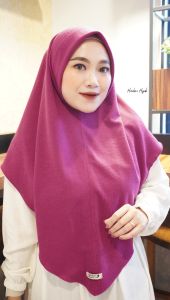 𝗛𝗮𝗻𝗵𝗮𝗻 𝗛𝗶𝗷𝗮𝗯 - Hijab Bergo Instan Snowy Knit Malay