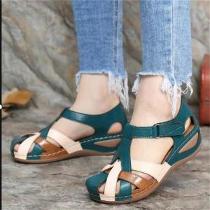 [Free Shipping] WomenS Summer Sandals New Retro Style Round Toe Wedge Heel With Cut-Out Design Versatile And Casual Available In Stock