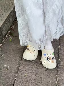 WomenS Summer Outdoor Clogs With Thick Soles Height-Increasing EVA Anti-Odor Beach Sandals Cute Ins-Style Closed-Toe Slippers