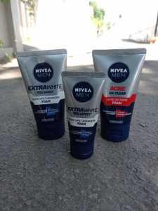 Sabun Muka Pria Glowing Nivea Men Extra White Anti Darkspot 100ml
