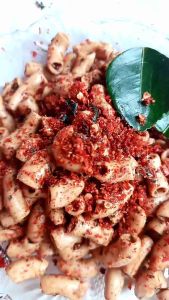 makaroni bantat pedas extra daun