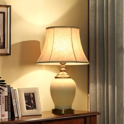 Manna-C LED Ceramic Bedside Table Lamp 5W Energy Saving Warm White LED E27 Bulb 33*53 cm Ceramic & Linen Lampshade Ice-Cracked Texture Anti-Corrosion Metal Base Table Lamp Home Decor Easy to Use with ON/OFF Switch