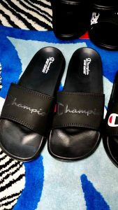 Sandal Slide Pria Wanita Champion / SANDAL SLOP CHAMPION / SANDAL SELOP PRIA WANITA Free Paperbag dan Box\\n\\n Apa Itu Sandal Slide Pria Wanita Champion?\\n\\nSandal slide pria wanita Champion adalah sepatu sandal yang dirancang khusus untuk memberikan kenyamanan dan kepraktisan dalam berjalan. Terbuat dari bahan berkualitas tinggi, sandal ini memiliki desain yang modern dan elegan, menjadikannya pilihan yang tepat bagi mereka yang mencari sandal yang nyaman dan tahan lama.\\n\\n Kelebihan Sandal Slide Champion\\n\\nBerikut beberapa kelebihan dari sandal slide Champion:\\n\\n- **Kenyamanan**: Didesain dengan bantalan empuk yang memberikan kenyamanan saat berjalan.\\n- **Kepraktisan**: Dapat digunakan tanpa perlu mengikat tali, sehingga memudahkan penggunaan.\\n- **Desain Modern**: Tersedia dalam berbagai warna dan model yang sesuai dengan gaya Anda.\\n- **Tahan Lama**: Terbuat dari bahan berkualitas tinggi yang tahan lama dan tidak mudah rusak.\\n\\n Keunggulan Sandal Selop Free Paperbag\\n\\nSandal selop free paperbag juga merupakan pilihan yang tepat bagi mereka yang mencari sandal yang nyaman dan tahan lama. Berikut beberapa keunggulan dari sandal selop free paperbag:\\n\\n- **Kenyamanan**: Didesain dengan bantalan empuk yang memberikan kenyamanan saat berjalan.\\n- **Kepraktisan**: Dapat digunakan tanpa perlu mengikat tali, sehingga memudahkan penggunaan.\\n- **Desain Modern**: Tersedia dalam berbagai warna dan model yang sesuai dengan gaya Anda.\\n- **Tahan Lama**: Terbuat dari bahan berkualitas tinggi yang tahan lama dan tidak mudah rusak.\\n\\n Mengapa Sandal Slide Pria Wanita Champion Sangat Populer?\\n\\nSandal slide pria wanita Champion sangat populer karena beberapa alasan:\\n\\n- **Kenyamanan**: Didesain dengan bantalan empuk yang memberikan kenyamanan saat berjalan.\\n- **Kepraktisan**: Dapat digunakan tanpa perlu mengikat tali, sehingga memudahkan penggunaan.\\n- **Desain Modern**: Tersedia dalam berbagai warna dan model yang sesuai dengan gaya Anda.\\n- **Tahan Lama**: Terbuat dari bahan berkualitas tinggi yang tahan lama dan tidak mudah rusak.\\n\\n Keuntungan Penggunaan Sandal Slide Champion\\n\\nBerikut beberapa keuntungan penggunaan sandal slide Champion:\\n\\n- **Kenyamanan**: Didesain dengan bantalan empuk yang memberikan kenyamanan saat berjalan.\\n- **Kepraktisan**: Dapat digunakan tanpa perlu mengikat tali, sehingga memudahkan penggunaan.\\n- **Desain Modern**: Tersedia dalam berbagai warna dan model yang sesuai dengan gaya Anda.\\n- **Tahan Lama**: Terbuat dari bahan berkualitas tinggi yang tahan lama dan tidak mudah rusak.\\n\\n Fungsi Sandal Selop Free Paperbag\\n\\nBerikut beberapa fungsi sandal selop free paperbag:\\n\\n- **Kenyamanan**: Didesain dengan bantalan empuk yang memberikan kenyamanan saat berjalan.\\n- **Kepraktisan**: Dapat digunakan tanpa perlu mengikat tali, sehingga memudahkan penggunaan.\\n- **Desain Modern**: Tersedia dalam berbagai warna dan model yang sesuai dengan gaya Anda.\\n- **Tahan Lama**: Terbuat dari bahan berkualitas tinggi yang tahan lama dan tidak mudah rusak.\\n\\n Bagaimana Memilih Sandal Slide Pria Wanita Champion yang Tepat?\\n\\nBerikut beberapa panduan untuk memilih sandal slide Champion yang tepat:\\n\\n- **Pertimbangkan Kebutuhan**: Pertimbangkan kebutuhan Anda dalam menggunakan sandal slide Champion. Apakah Anda mencari sandal untuk keperluan sehari-hari atau untuk olahraga?\\n- **Pilih Ukuran yang Tepat**: Pilih ukuran sandal yang tepat agar nyaman saat digunakan.\\n- **Perhatikan Bahan**: Perhatikan bahan yang digunakan dalam pembuatan sandal slide Champion. Pilih bahan yang berkualitas tinggi dan tahan lama.\\n- **Pilih Warna dan Model**: Pilih warna dan model sandal slide Champion yang sesuai dengan gaya Anda.\\n\\n Panduan Memilih Sandal Slide Nyaman\\n\\nBerikut beberapa panduan untuk memilih sandal slide yang nyaman:\\n\\n- **Pertimbangkan Kebutuhan**: Pertimbangkan kebutuhan Anda dalam menggunakan sandal slide. Apakah Anda mencari sandal untuk keperluan sehari-hari atau untuk olahraga?\\n- **Pilih Ukuran yang Tepat**: Pilih ukuran sandal yang tepat agar nyaman saat digunakan.\\n- **Perhatikan Bahan**: Perhatikan bahan yang digunakan dalam pembuatan sandal slide. Pilih bahan yang berkualitas tinggi dan tahan lama.\\n- **Pilih Warna dan Model**: Pilih warna dan model sandal slide yang sesuai dengan gaya Anda.\\n\\n Tips Memilih Sandal Selop Free Paperbag\\n\\nBerikut beberapa tips untuk memilih sandal selop free paperbag:\\n\\n- **Pertimbangkan Kebutuhan**: Pertimbangkan kebutuhan Anda dalam menggunakan sandal selop free paperbag. Apakah Anda mencari sandal untuk keperluan sehari-hari atau untuk olahraga?\\n- **Pilih Ukuran yang Tepat**: Pilih ukuran sandal yang tepat agar nyaman saat digunakan.\\n- **Perhatikan Bahan**: Perhatikan bahan yang digunakan dalam pembuatan sandal selop free paperbag. Pilih bahan yang berkualitas tinggi dan tahan lama.\\n- **Pilih Warna dan Model**: Pilih warna dan model sandal selop free paperbag yang sesuai dengan gaya Anda.\\n\\n Bagaimana Merawat Sandal Slide Pria Wanita Champion dengan Baik?\\n\\nBerikut beberapa langkah-langkah merawat sandal slide Champion:\\n\\n- **Cuci Secara Rutin**: Cuci sandal slide Champion secara rutin untuk menjaga kebersihan dan kebersihan.\\n- **Jemur di Tempat yang Tenang**: Jemur sandal slide Champion di tempat yang tenang agar tidak rusak.\\n- **Simpan dengan Aman**: Simpan sandal slide Champion dengan aman agar tidak rusak.\\n\\n Langkah-langkah Merawat Sandal Slide Champion\\n\\nBerikut beberapa langkah-langkah merawat sandal slide Champion:\\n\\n- **Cuci Secara Rutin**: Cuci sandal slide Champion secara rutin untuk menjaga kebersihan dan kebersihan.\\n- **Jemur di Tempat yang Tenang**: Jemur sandal slide Champion di tempat yang tenang agar tidak rusak.\\n- **Simpan dengan Aman**: Simpan sandal slide Champion dengan aman agar tidak rusak.\\n\\n Petunjuk Perawatan Sandal Selop Free Paperbag\\n\\nBerikut beberapa petunjuk perawatan sandal selop free paperbag:\\n\\n- **Cuci Secara Rutin**: Cuci sandal selop free paperbag secara rutin untuk menjaga kebersihan dan kebersihan.\\n- **Jemur di Tempat yang Tenang**: Jemur sandal selop free paperbag di tempat yang tenang agar tidak rusak.\\n- **Simpan dengan Aman**: Simpan sandal selop free paperbag dengan aman agar tidak rusak.\\n\\n Kesimpulan\\n\\nSandal slide pria wanita Champion dan sandal selop free paperbag adalah pilihan yang tepat bagi mereka yang mencari sandal yang nyaman dan tahan lama. Dengan memilih ukuran yang tepat, bahan berkualitas tinggi, dan warna serta model yang sesuai dengan gaya Anda, Anda dapat menikmati kenyamanan dan kepraktisan dari sandal slide Champion dan sandal selop free paperbag.\\n\\n Rekomendasi Sandal Slide Pria Wanita Champion\\n\\nBerikut beberapa rekomendasi sandal slide pria wanita Champion:\\n\\n- Sandal slide Champion dengan bantalan empuk dan desain modern.\\n- Sandal slide Champion dengan bahan berkualitas tinggi dan tahan lama.\\n- Sandal slide Champion dengan warna dan model yang sesuai dengan gaya Anda.\\n\\n Saran untuk Membeli Sandal Selop Free Paperbag\\n\\nBerikut beberapa saran untuk membeli sandal selop free paperbag:\\n\\n- P