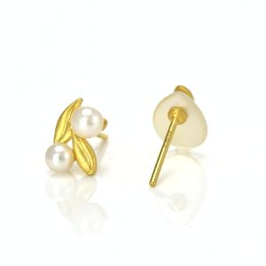 Chow Sang Sang Daily Luxe 999.9 24K Pure Gold Pearl Earring 89676E