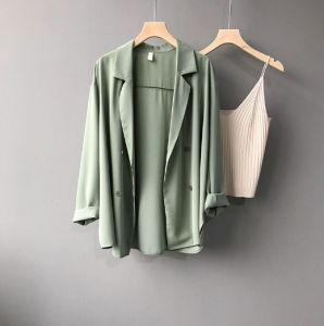 เสื้อสูท ทรงหลวมBLAZER เสื้อคลุม รุ่นผ้าบางไม่หนาไม่ร้อนไม่อึดอัดใส่สะบาย
