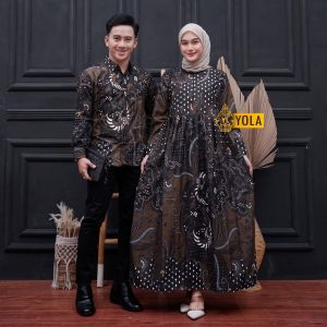 BAJU BATIK COUPLE SARIMBIT PASANGAN SUAMI ISTRI KEMEJA LENGAN PANJANG DAN GAMIS BATIK WANITA MODERN SYARI BISA BAYAR DITEMPAT KEMEJA BATIK GAMIS BATIK MODERN EKSLUSIVE TERBARU PAKAIAN KONDANGAN BAJU PESTA PAKAIAN KANTOR TERLARIS TERBARU PROMO TERMURAH