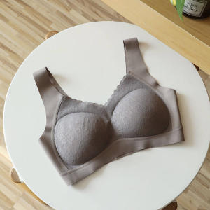 E0291 Thailand Latex Seamless Push Up Non-Wired Bra with Lace