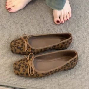 Free Shipping Korean-Style Square-Toe Flats For Women Autumn Collection With A Bow Detail Perfect For Pairing With Dresses Ballet Flats Evening Shoes