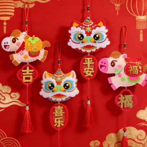 4ชิ้นสิงโตอินเทรนด์แห่งชาติทำด้วยมือวัสดุ DIY เทศกาลฤดูใบไม้ผลิปีใหม่ของปีม้าจี้ประดับโรงเรียนอนุบาลของขวัญ