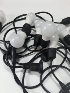 Combo dây đui đèn kín nước 5m 10 đui gồm 10 bóng 3w