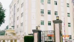 3.5mm Sound Switcher Double Channel Adapter Aluminum Housing Sound Mixing For Outdoor Recording Music Production