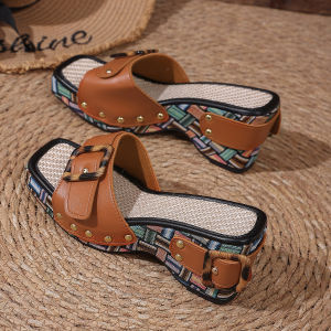 Plus Size 2025 Trendy New Thick-Soled Wedge Sandals With Rivets Fashionable Summer Sandals Comfortable