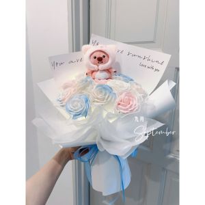 🇲🇾Ready Stock Soap Rose Flower Bouquet Loopy/Lotso/Winnie The Pooh Bouquet