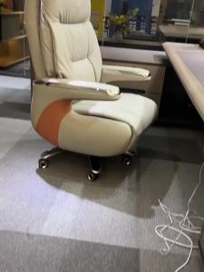 Real leather boss chair electric office chair home computer chair comfortable sitting room study room massage business lunch break recliner chair