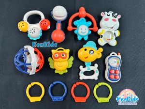 Đồ chơi xúc xắc gặm nướu an toàn 12 món cho bé yêu