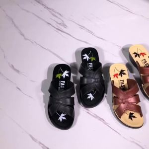 [Free Shipping] Summer and Autumn New Womens Casual Slide Sandals with Wedge Heel and Thick Sole Korean Style for Middle-Aged and Elderly Mothers