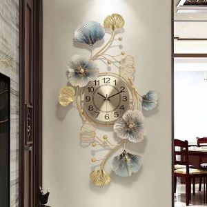 Large Elegant Wall Clock Modern Luxury Creative Metal Ginkgo Design Nordic Wall Clock Silent Decoration Wall Clock