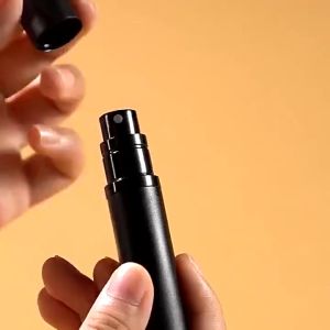 Portable Perfume Spray Bottle Travel Portable Mini Refillable Perfume Atomizer PAZU