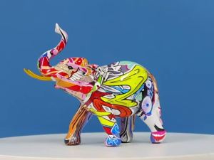 [Trending Now] European Home Water Transfer Graffiti Elephant Ornament