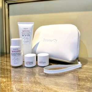 Booster Up Ultimate Plus Package Skincare Wajah Putih Glowing 1 Paket BPOM Booster Up Skincare 200 ml