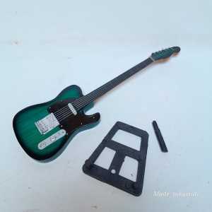 Pajangan miniatur Gitar kayu hiasan dekorasi kerajinan handmade Bali