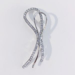 เข็มกลัดผีเสื้อ ประดับสวยๆ แบบดอกไม้ สไตล์เกาหลี กลัดติดเสื้อ เครื่องประดับสวยๆ สำหรับผู้หญิง พร้อมส่งค่ะ