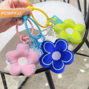 【PCWFKef】 พวงกุญแจแฟชั่นยัดไส้พวงกุญแจกระเป๋าจี้ดอกไม้เครื่องประดับกระเป๋าถือน่ารักสายคล้องพวงกุญแจรถ