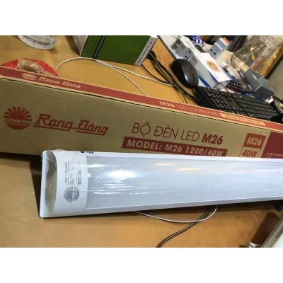 Đèn Led Bán Nguyệt M26 chính hãng Rạng Đông