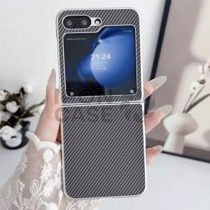 Slim and Thin Carbon Fiber Case For Samsung Galaxy Z Flip 4 / Z Flip 5 / Z Flip 6 1500D Aramid Fiber Cover Supports Wireless Charging IP-219