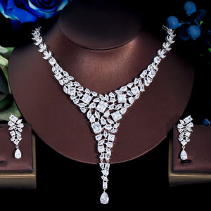 SEQUITO Super Luxury Multi Cut AAAAA Cubic Zirconia Long Waterdrop Pendant Necklace Dangle Earrings Set Women Precious White Gold Plated Engagement Wedding Jewewlry Sets for Bride SJ286
