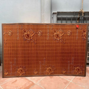 Chiếu trúc chiếu tre cây vân gỗ lót lụa giải nhiệt cho giấc ngủ hè mát mẻ.