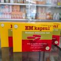 EM Kapsul 12 Kapsul M Kapsul Borobudur Herbal Suplemen Kesehatan Wanita - Obat Terlambat Datang Bulan / Haid Tidak Teratur / Pelancar Haid Menstruasi. 