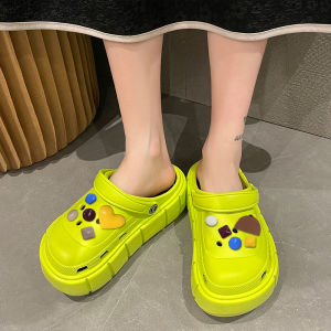 LHMonday มาใหม่✨รองเท้าหัวโตมาพร้อมตัวติดเรขาคณิตสลับสี รองเท้ารัดส้นพื้นดำปั้มตัวอักษร รองเท้าพื้นหนาเบาสวมใส่สบาย🎈