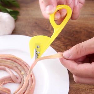 Dụng cụ làm lòng gà - cá tiện lợi