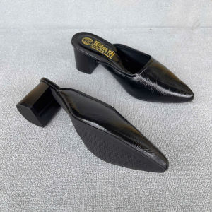 Sục nữ cao gót 6cm da mềm Trường Hải 2 màu đen trắng S115