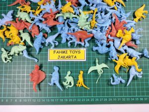 100 pcs mainan binatang campur dinosaurus kecil mainan murah