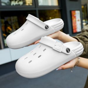 [Free Shipping] WomenS Thick-Soled Slippers Summer New Style Fashionable Outdoor Clogs Unique Street Style Beach Sandals