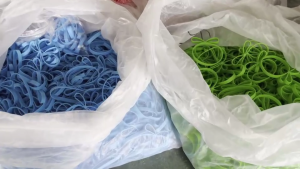 10Pcs Stretchy Wrapping Tie Multipurpose Elastic Silicone Strap Packaging Tie Wrapping Strap for Holiday Package