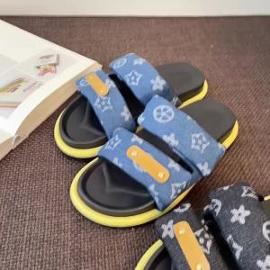[Free Shipping] WomenS Summer 2026 New Style Outdoor Thick-Soled Velcro Platform Sandals Versatile And Fashionable