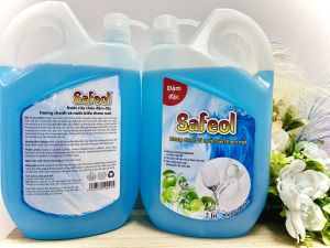 Nước rửa chén đậm đặc Hương Chanh và nước biển thơm mát Dung tích can 2 Lít có vòi nhấn