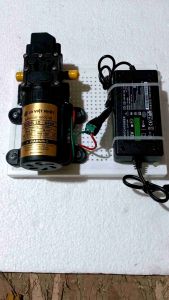 máy bơm nước tăng áp mi ni 12V Việt nhật/ 8L/min ( bộ máy như hình)