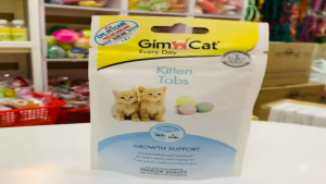 Viên snack dinh dưỡng bổ sung Vitamin cho Mèo Con GimCat 40g