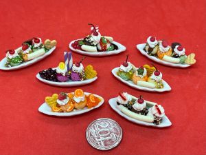 Handmade Miniature Dollhouse Ice cream Ice cream sundae banana split Doll Diner Handmade doll food Kawaii Food Ice cream plate clay Resin 1 pc