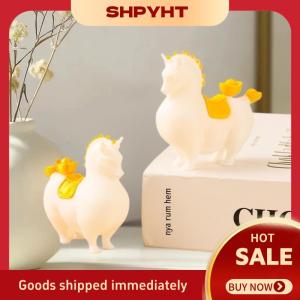 SHPYHT 3D พิมพ์รูปม้าขนาดเล็ก2026ปีใหม่ตั้งโต๊ะสุดสร้างสรรค์ของขวัญสำหรับเด็กๆของตกแต่งโต๊ะในบ้านและที่ทำงานบนรถ
