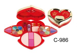 Raya Gift Makeup Kit Set 9 in 1 Pack For Professional Makeup Visible Results Effective